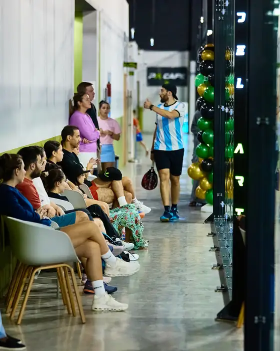Families and social players in the lounge