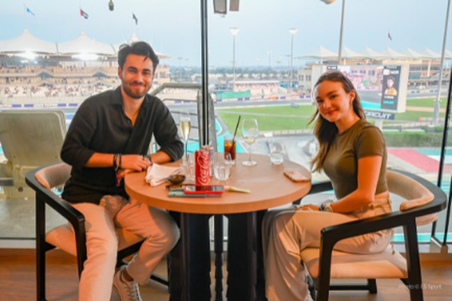 Window tables over the circuit